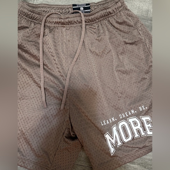 Alphalete LDB MORE MESH SHORT 6” - Small - Picture 6 of 6